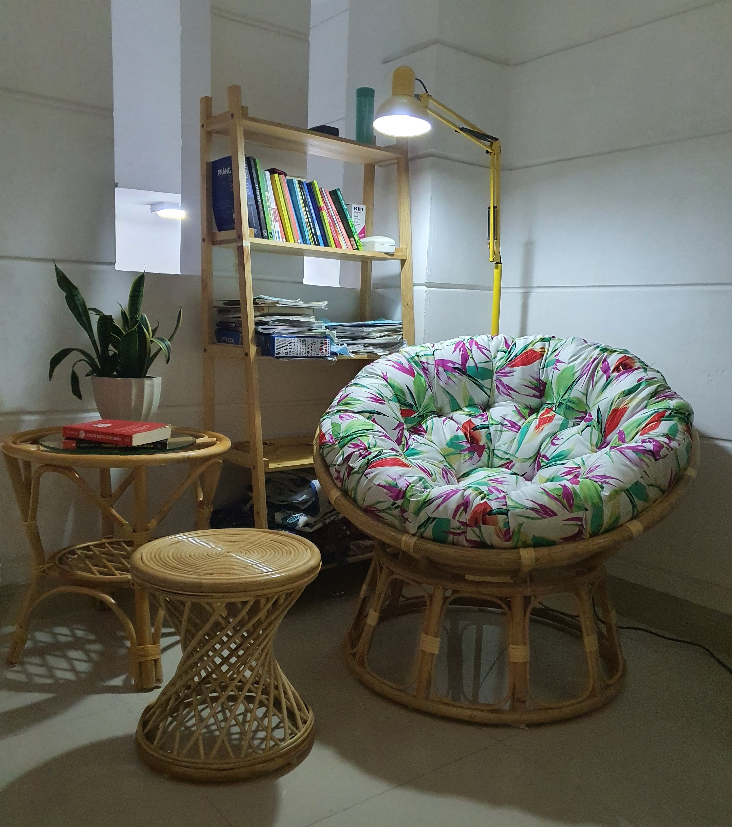 Ghế thư giãn papasan hoạ tiết hoa lá