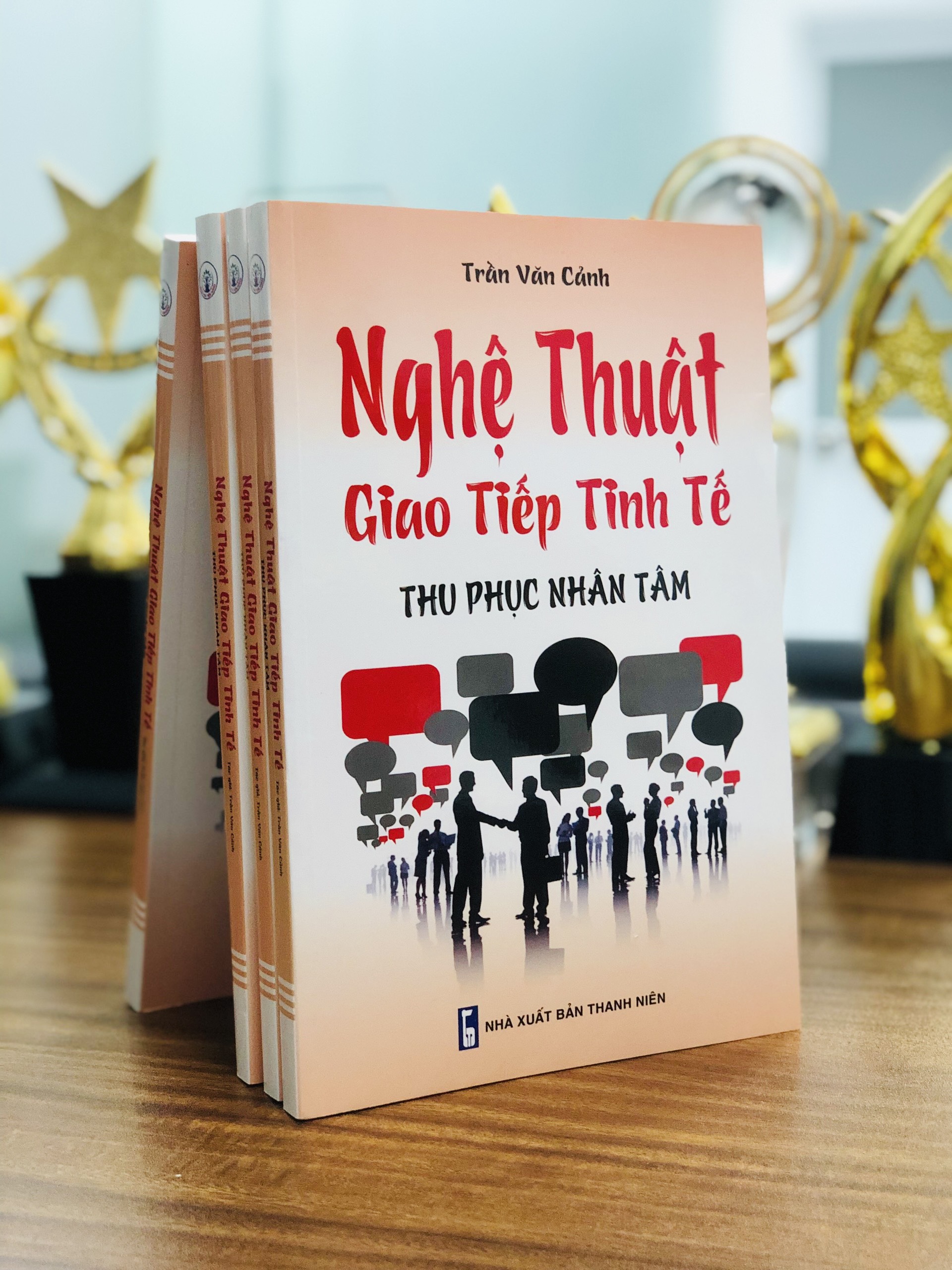 [Sách] - Nghệ Thuật Giao Tiếp Tinh Tế - Thu Phục Nhân Tâm