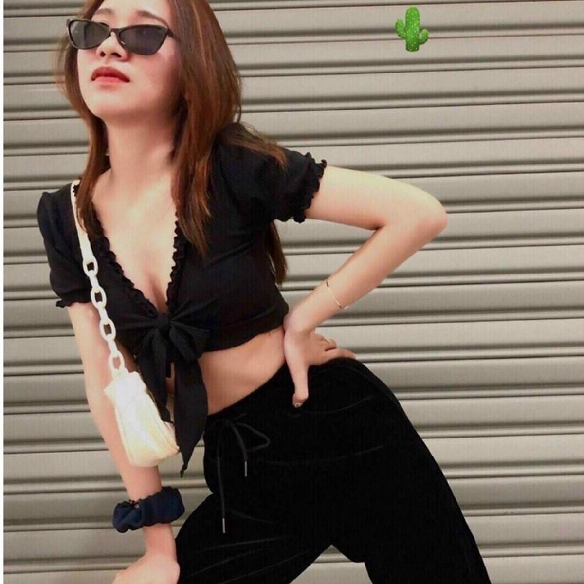 Áo thun croptop cổ V phối bèo tay ngắn sexy cho nữ dưới 55kg co giãn nhiều ôm body aloha thời trang