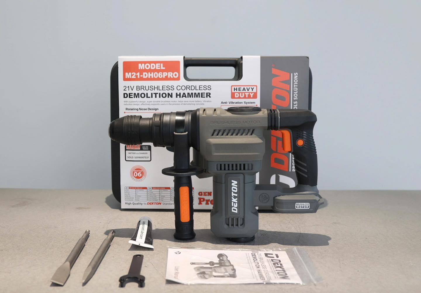 THÂN MÁY ĐỤC BÊ TÔNG PIN 6J ĐỘNG CƠ KHÔNG CHỔI THAN CÓ GIẢM RUNG M21-DH06PRO DEKTON - HÀNG CHÍNH HÃNG