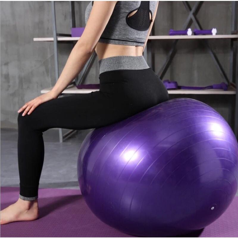 Bóng Tập Yoga Da Trơn Đường Kính 65cm &amp;75cm+ Tặng Kèm Bơm Mini