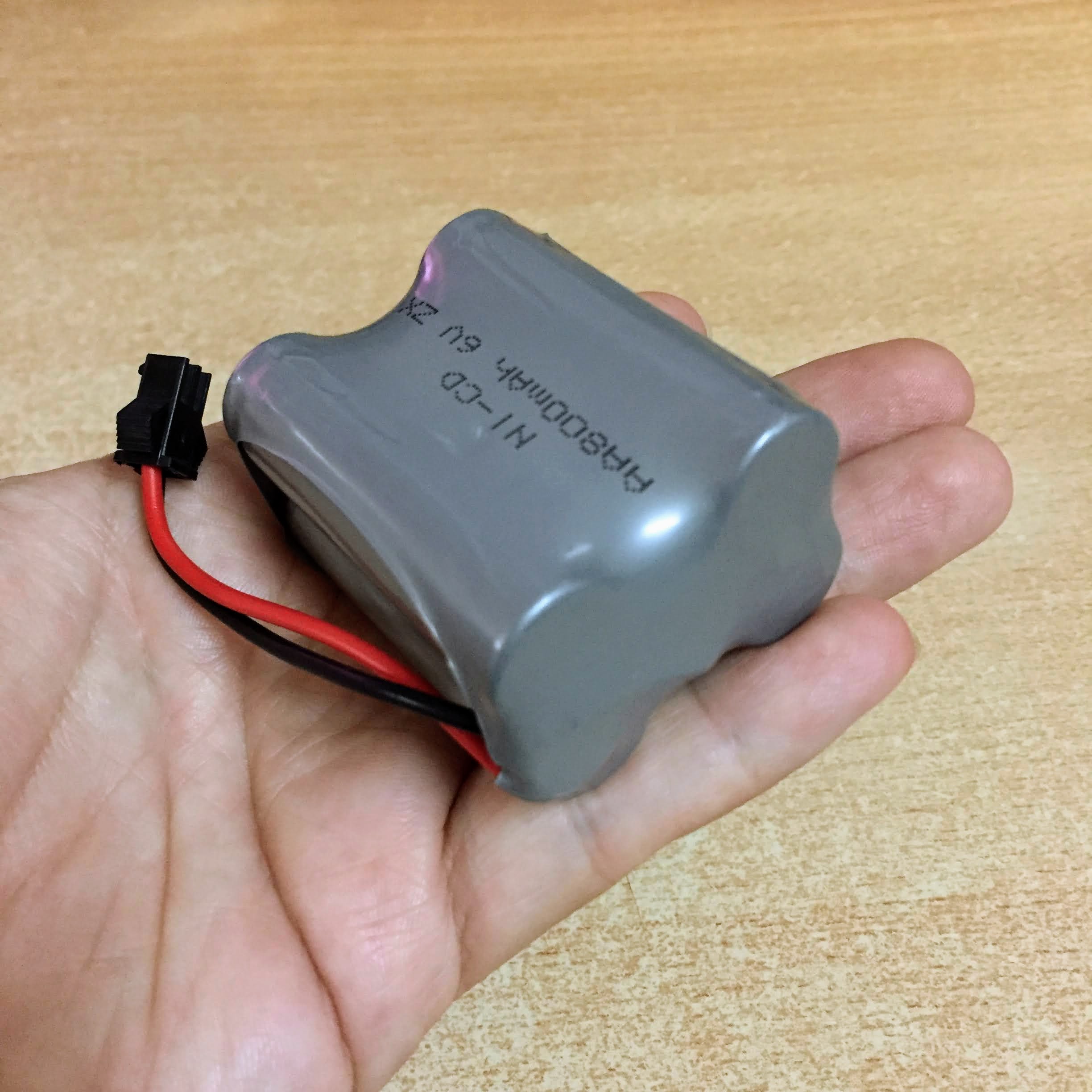 Pin sạc 6V dung lượng 800mAh xếp tầng chân cắm Jack SM càng cua đen