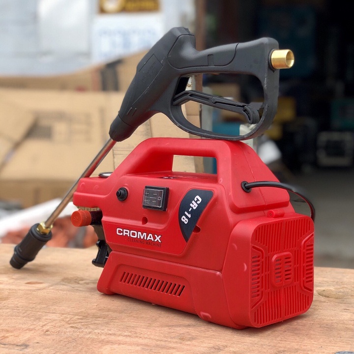 Máy Rửa Xe 1800W Cromax CR-18