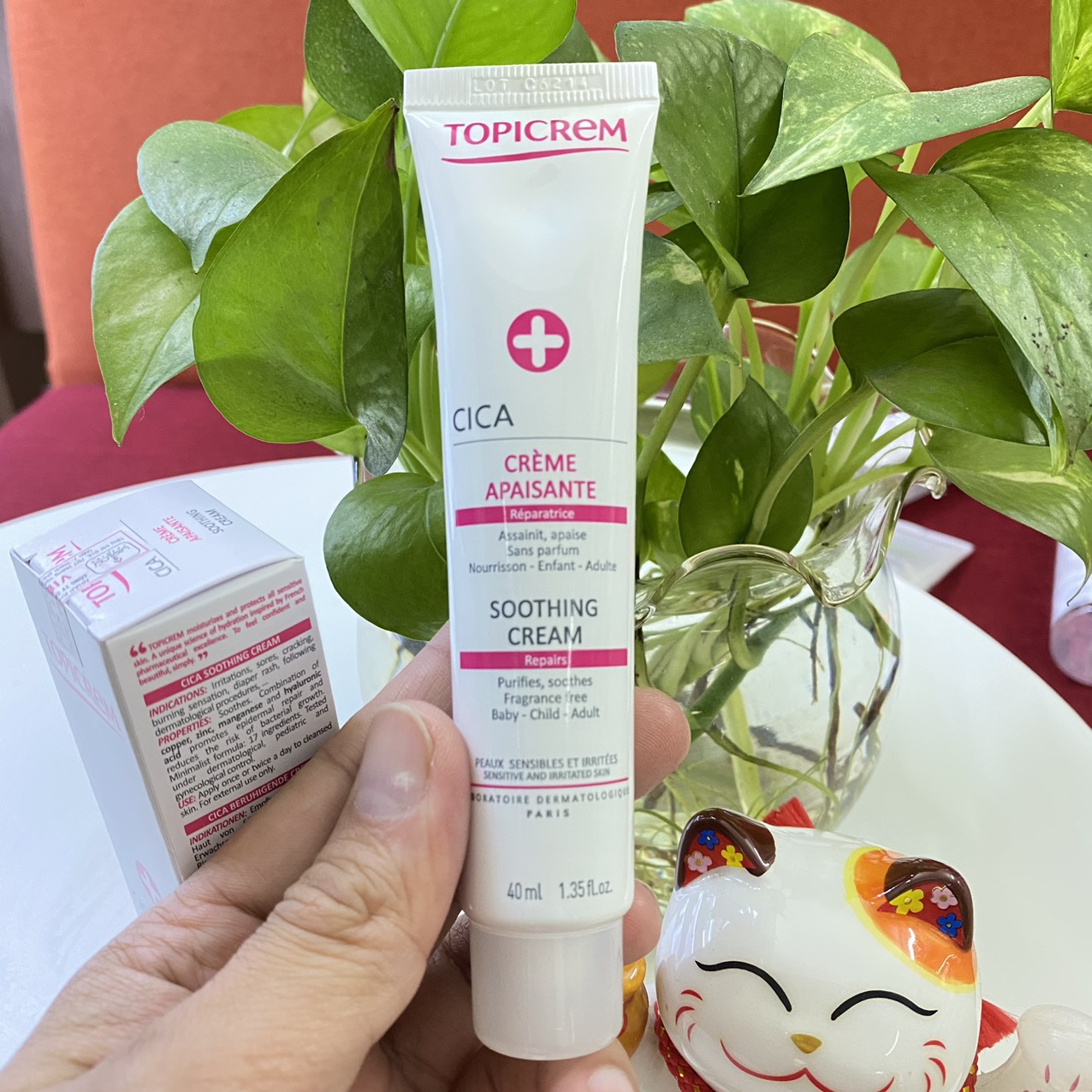 Kem hỗ trợ làm lành, mềm dịu da chống nhiễm khuẩn, phục hồi da tổn thương Topicrem CICA SOOTHING CREAM 40ml