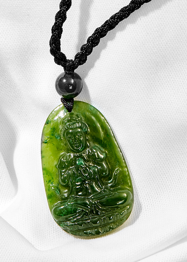 Mặt dây chuyền phật bản mệnh đại nhật như lai ngọc bích Ngọc Quý Gemstones