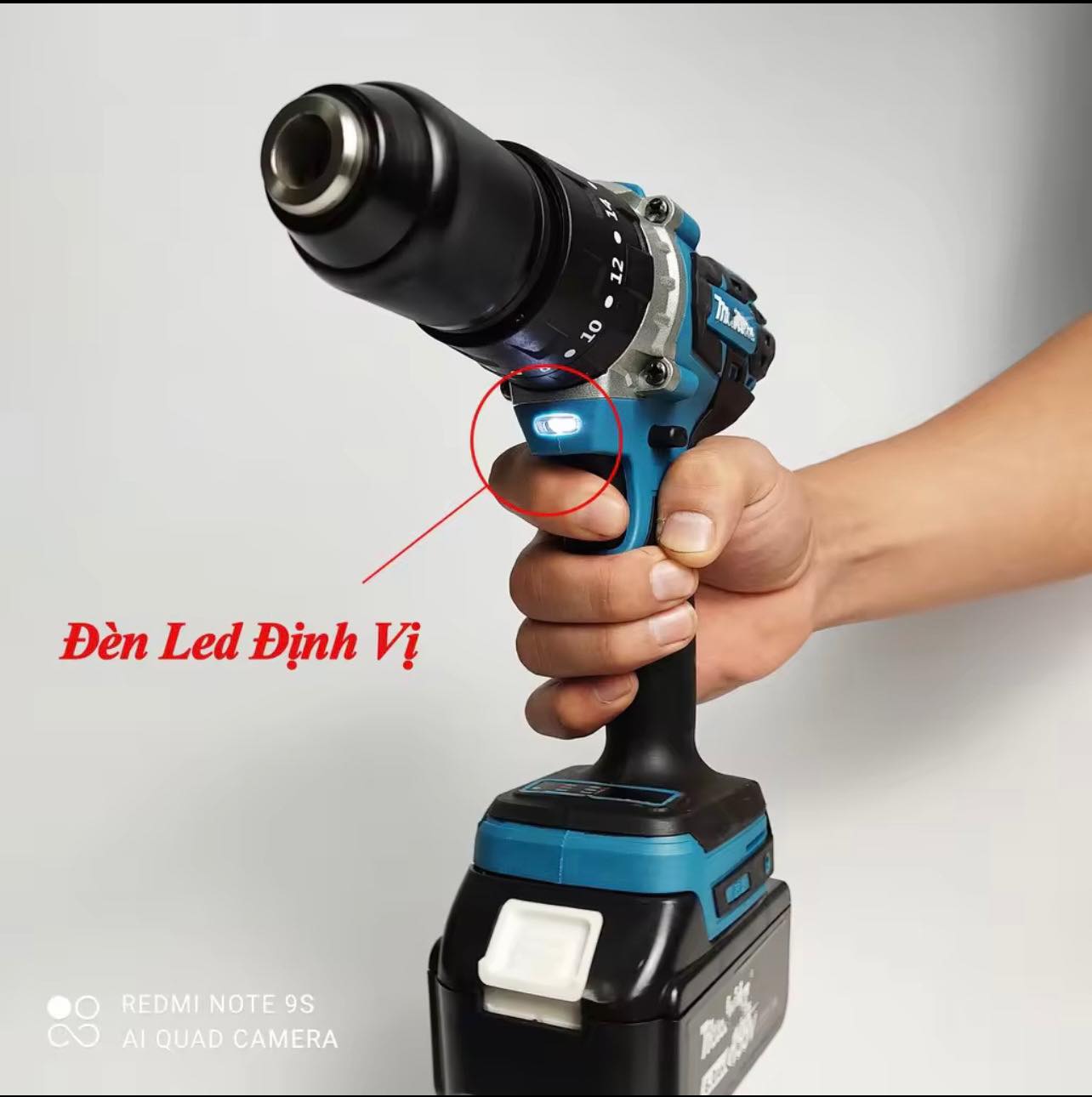 Máy khoan PIN 199V sử dụng động cơ không chổi than