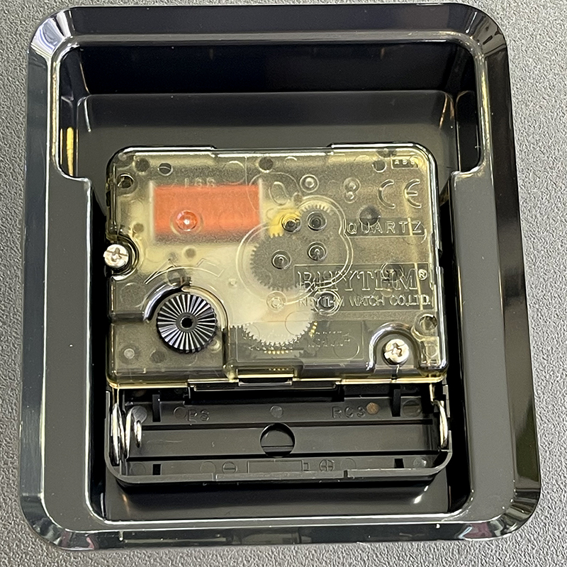 Đồng hồ Rhythm CMG499BR02 Kt 31.0 x 4.5cm, 735g Vỏ nhựa. Dùng Pin.