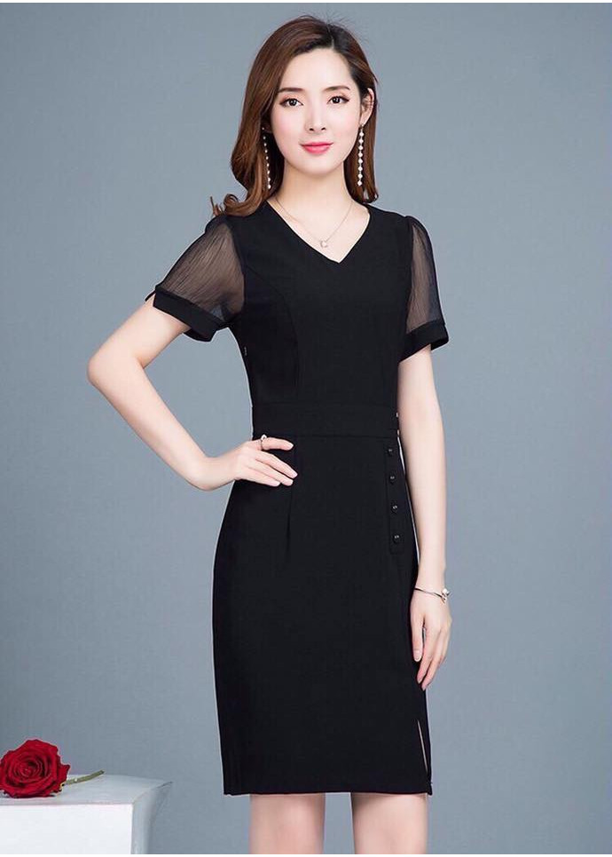 ĐẦM ÔM TAY VOAN KÈM PHỤ KIỆN SANG TRỌNG