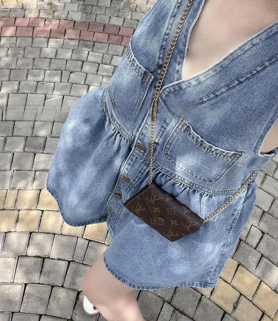 Áo váy gile jeans cúc bấm