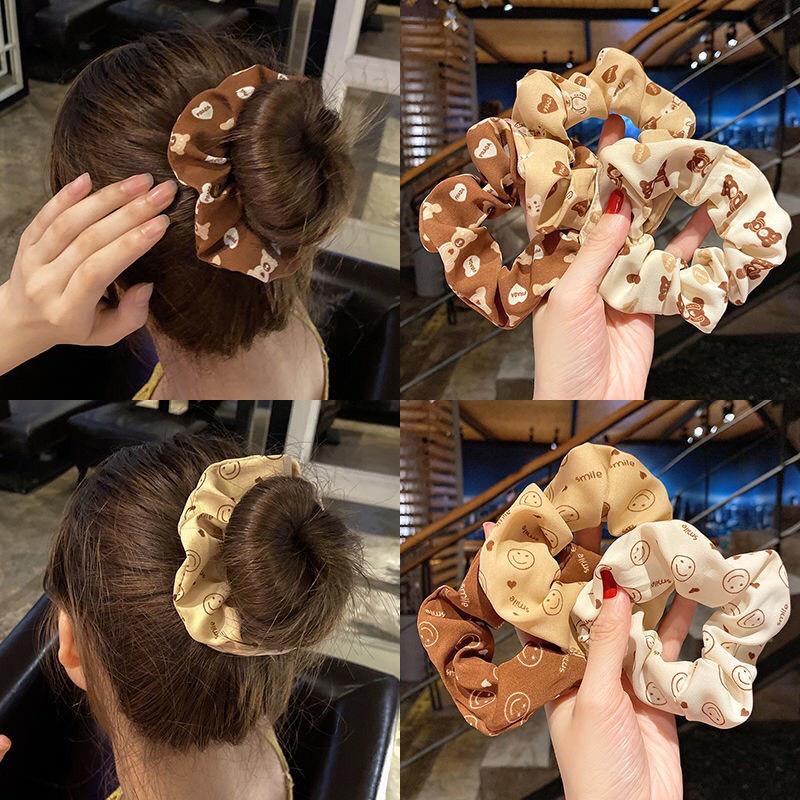 Cột tóc vải scrunchies gấu hoa màu trà sữa mẫu mới hot trend Hàn Quốc Tatitava