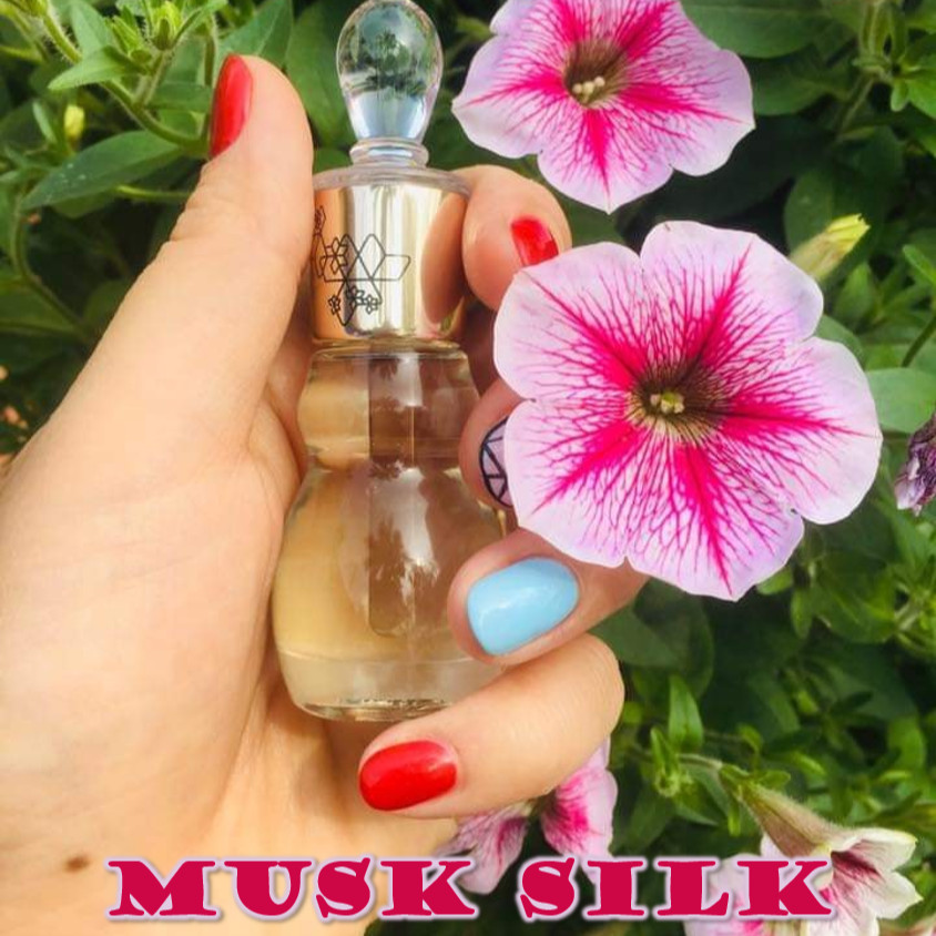 Tinh Dầu Nước Hoa Ajmal Dubai Musk Silk chính hãng - ANGEL CONCENTRATED PARFUME 12ml