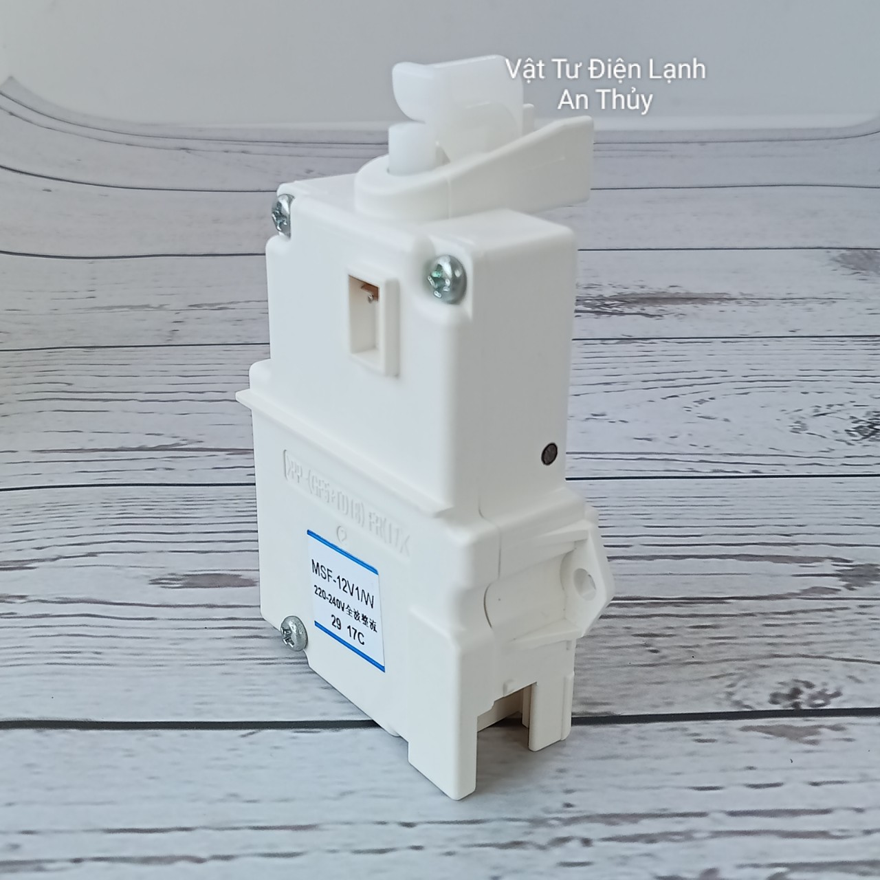 Công Tắc Khóa Cửa Máy Giặt PANASONIC Cửa Ngang Màu Trắng