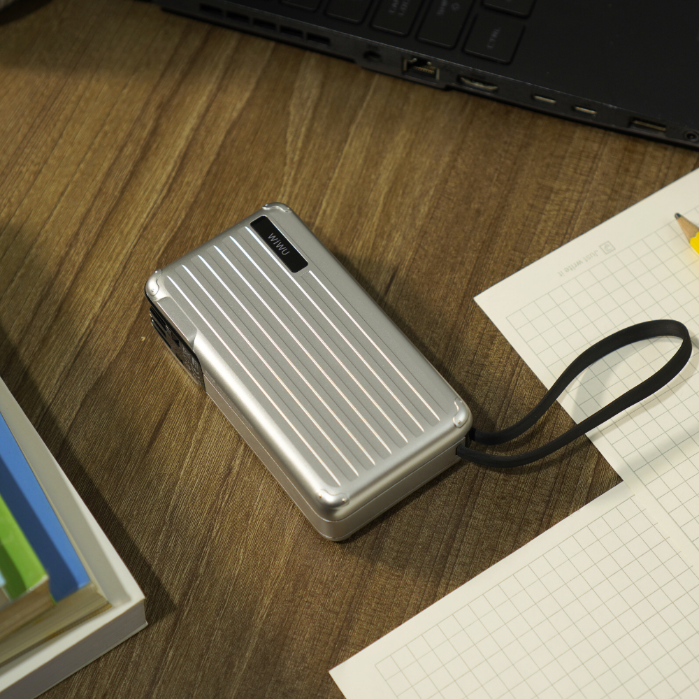 Sạc dự phòng hàng chính hãng WiWU Summit 10.000mAh 30W Wi-P045: Tích hợp cáp Type-C, kiêm củ sạc 65W đa năng