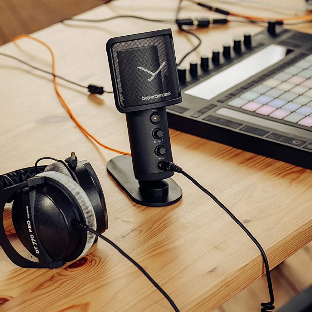 Micro Thu âm Beyerdynamic FOX - Hàng nhập khẩu