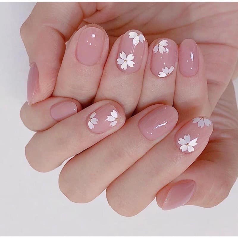 set hoa trắng làm nail phong cách hàn