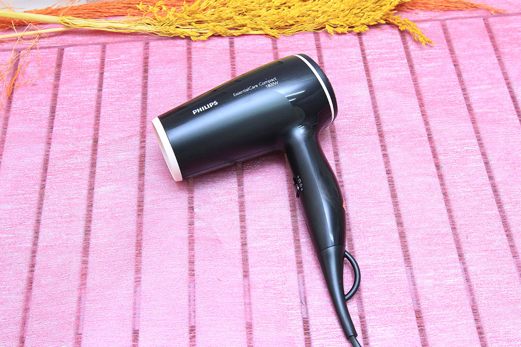 Máy sấy tóc Philips BHD004
