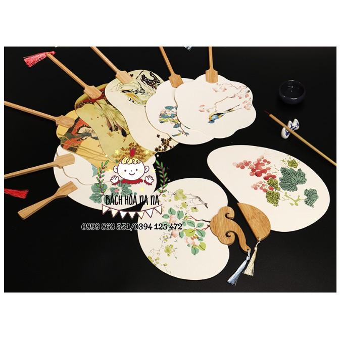 Quạt cổ trang Giấy Lụa 2021 Họa tiết màu nước sơn thủy 2 mặt nan gỗ - Cán gỗ - Tua rua Nana Shop