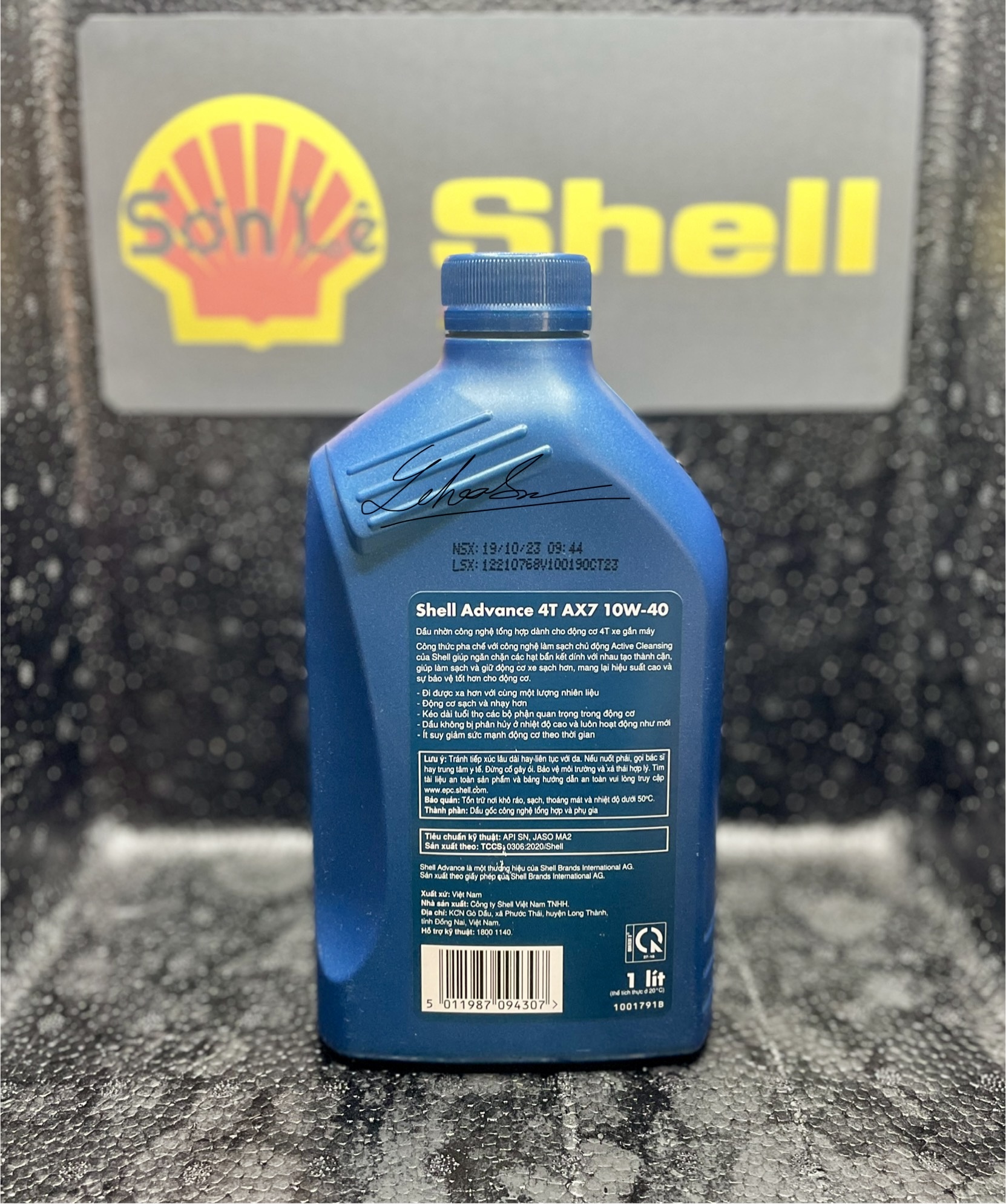 Shell Ax7 1L, giành cho xe số xe côn tay.
