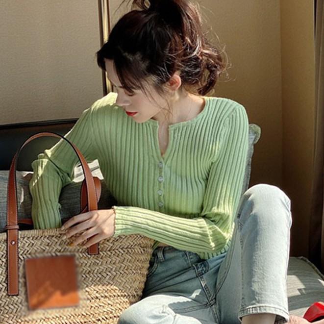 Áo Cardigan Dệt Kim Tay Dài Phối Nút Thiết Kế Cổ Chữ V Thanh Lịch