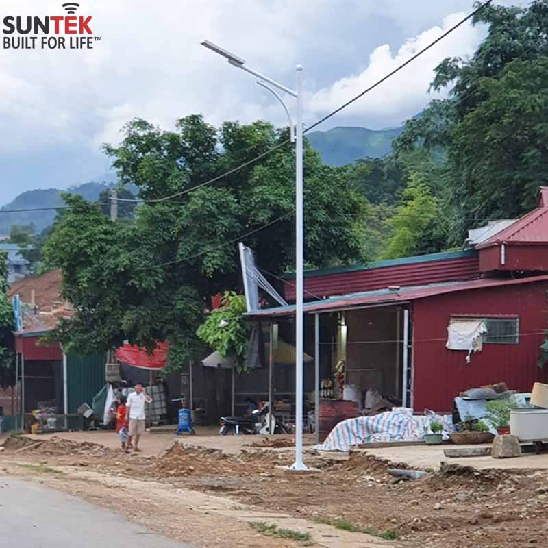 Đèn Đường Năng Lượng Mặt Trời Liền Thể SUNTEK LED Solar Street Light JD-19150 150W - Hàng Chính Hãng