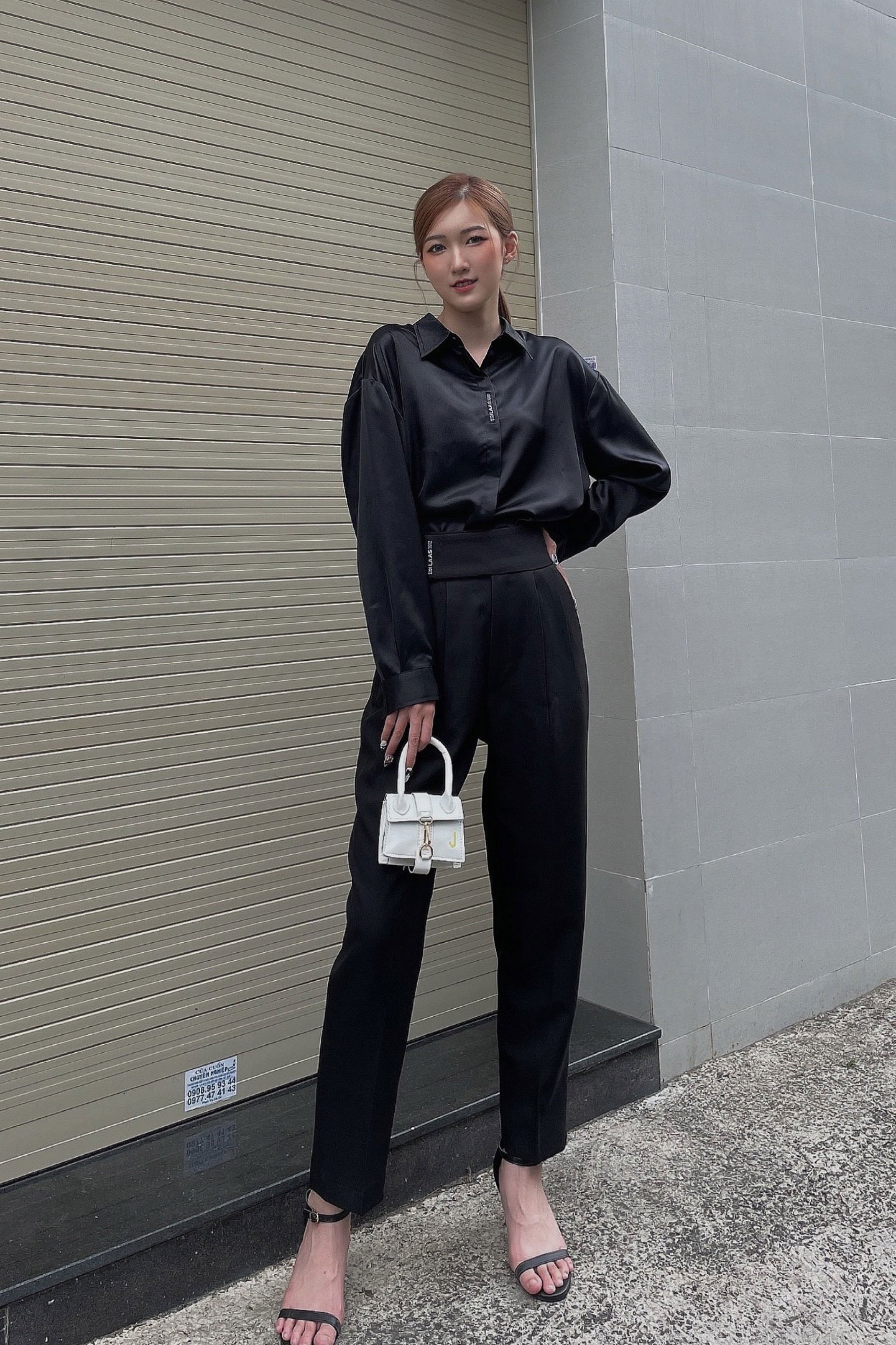 Quần baggy bảng lưng to đen