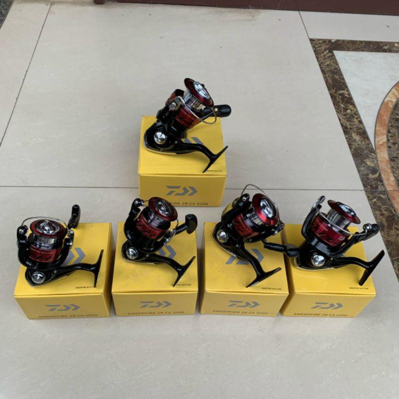 Máy câu daiwa sweepfire 2b cs