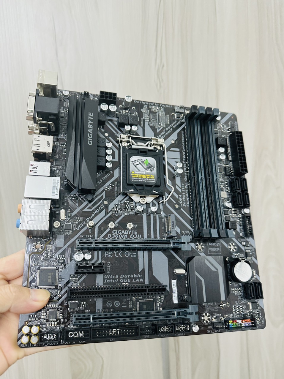 Bo Mạch Chủ (Mainboard) GIGABYTE B360M D3H (HÀNG CHÍNH HÃNG)
