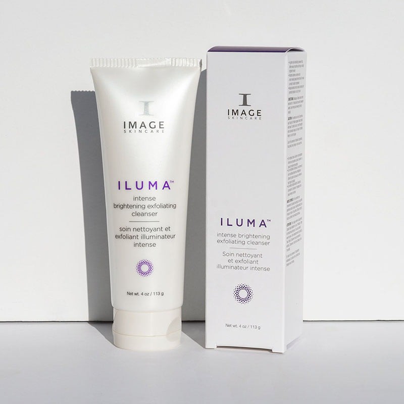 Sửa rửa mặt sáng da Iluma Intense Brightening Exfloliating Cleanser