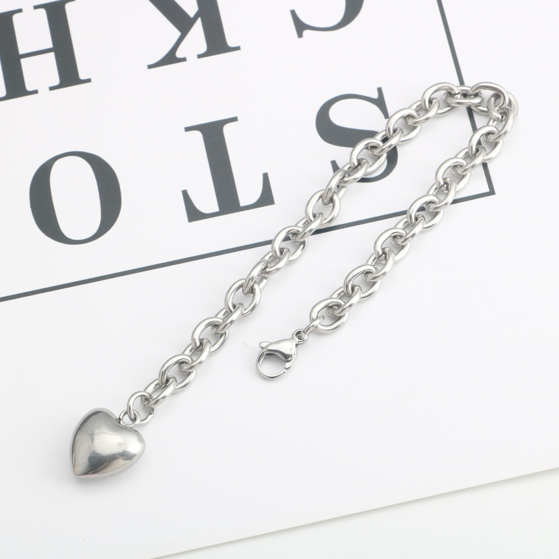 Lắc tay unisex nam nữ trái tim