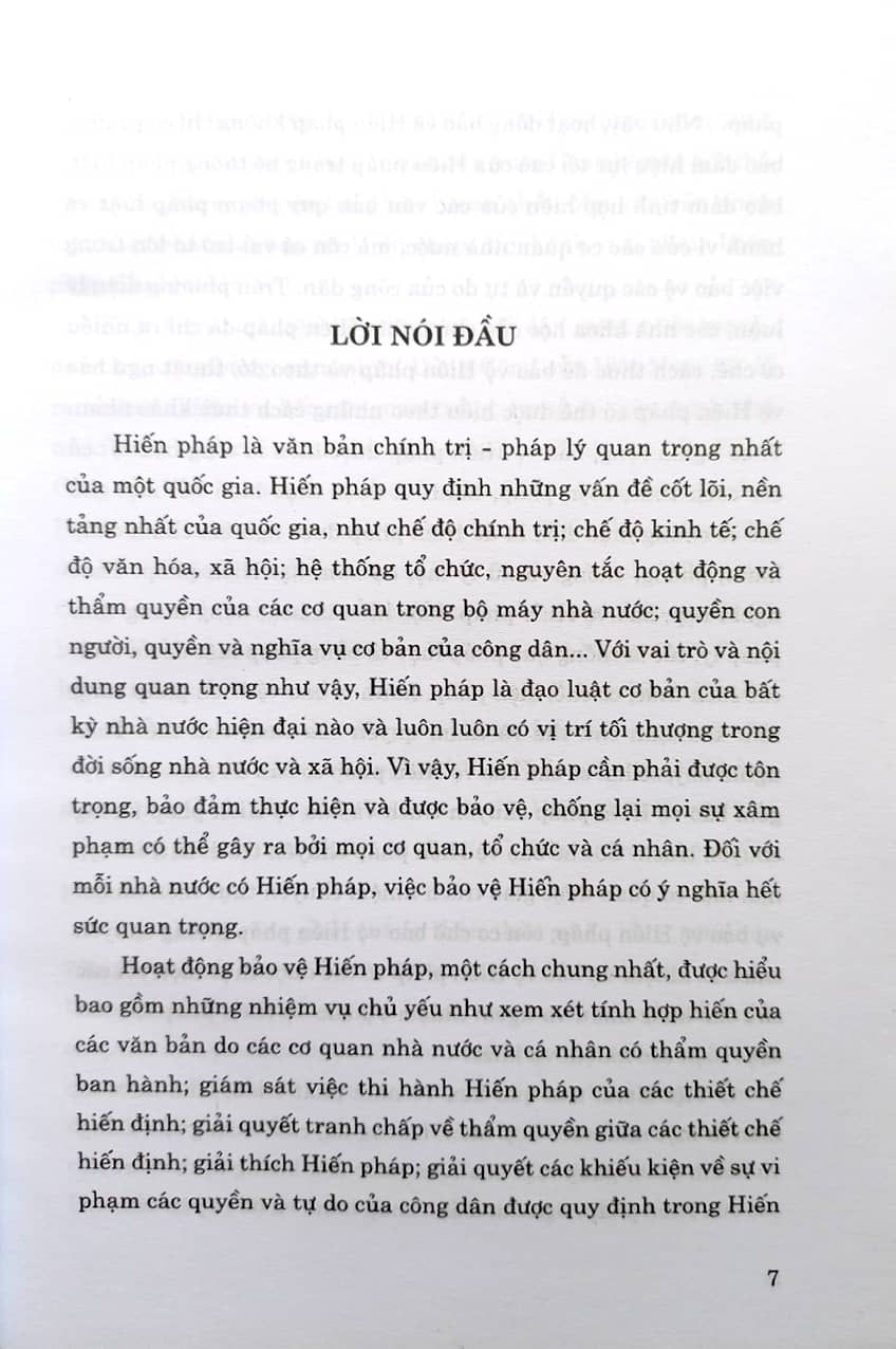 Xây dựng và hoàn thiện cơ chế bảo vệ Hiến pháp ở Việt Nam hiện nay - Lý luận và thực tiễn