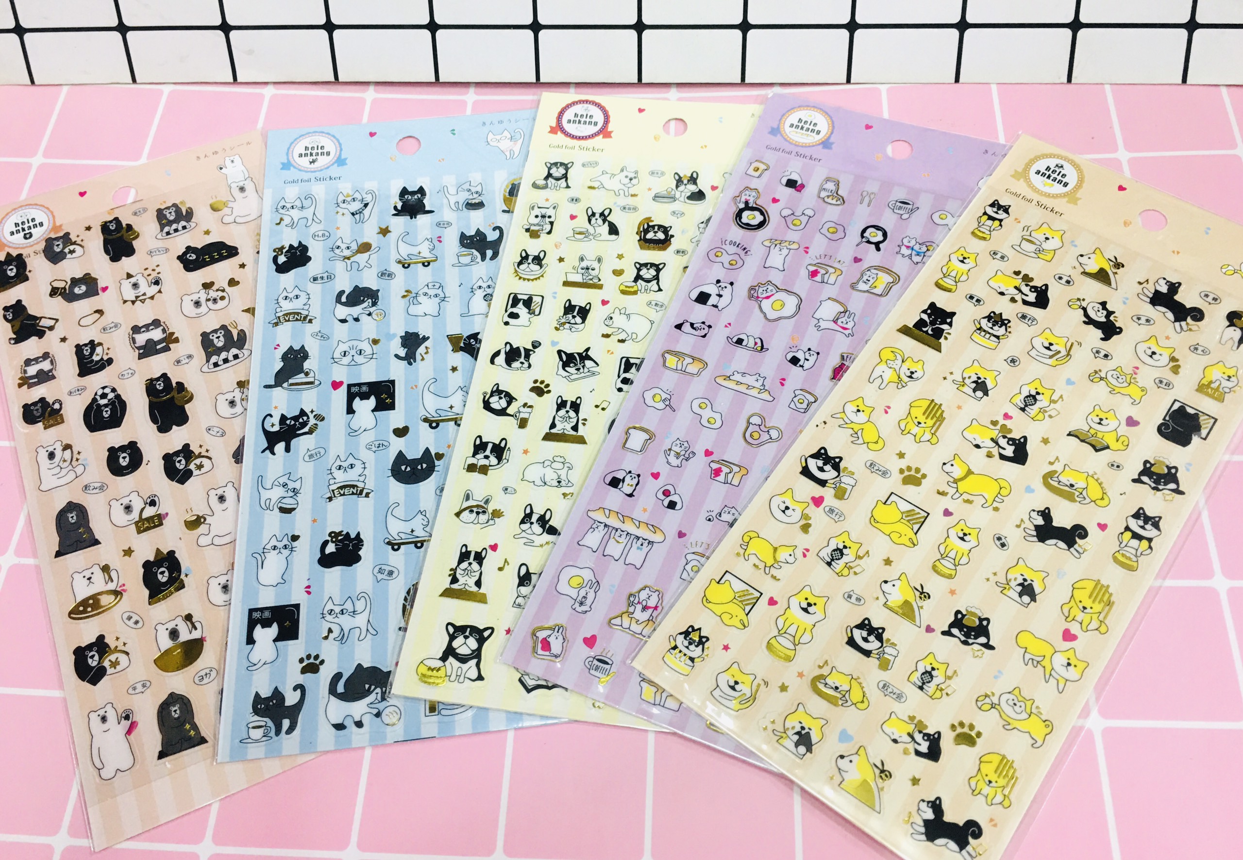 Set 3 bảng sticker nổi hình cute (giao mẫu ngẫu nhiên)