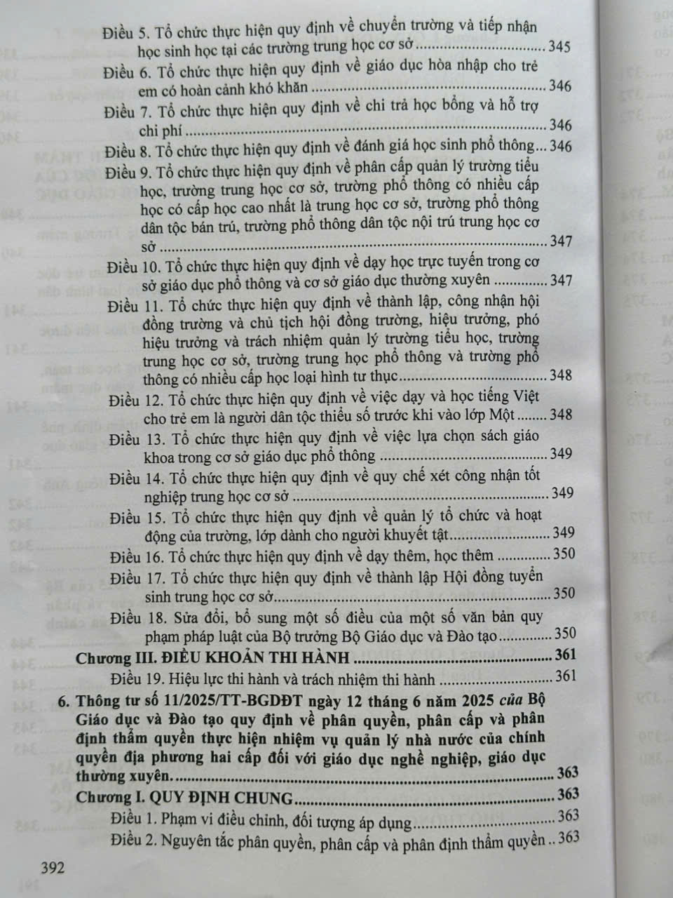 Sách Hệ Thống Các Văn Bản Quy Phạm Pháp Luật Quy Định về Phân Cấp, Phân Quyền, Phân Định Thẩm Quyền Quản Lý Nhà Nước về Giáo Dục - V2645T