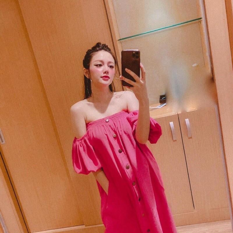 Đầm suông trễ vai tay phồng có 2 màu