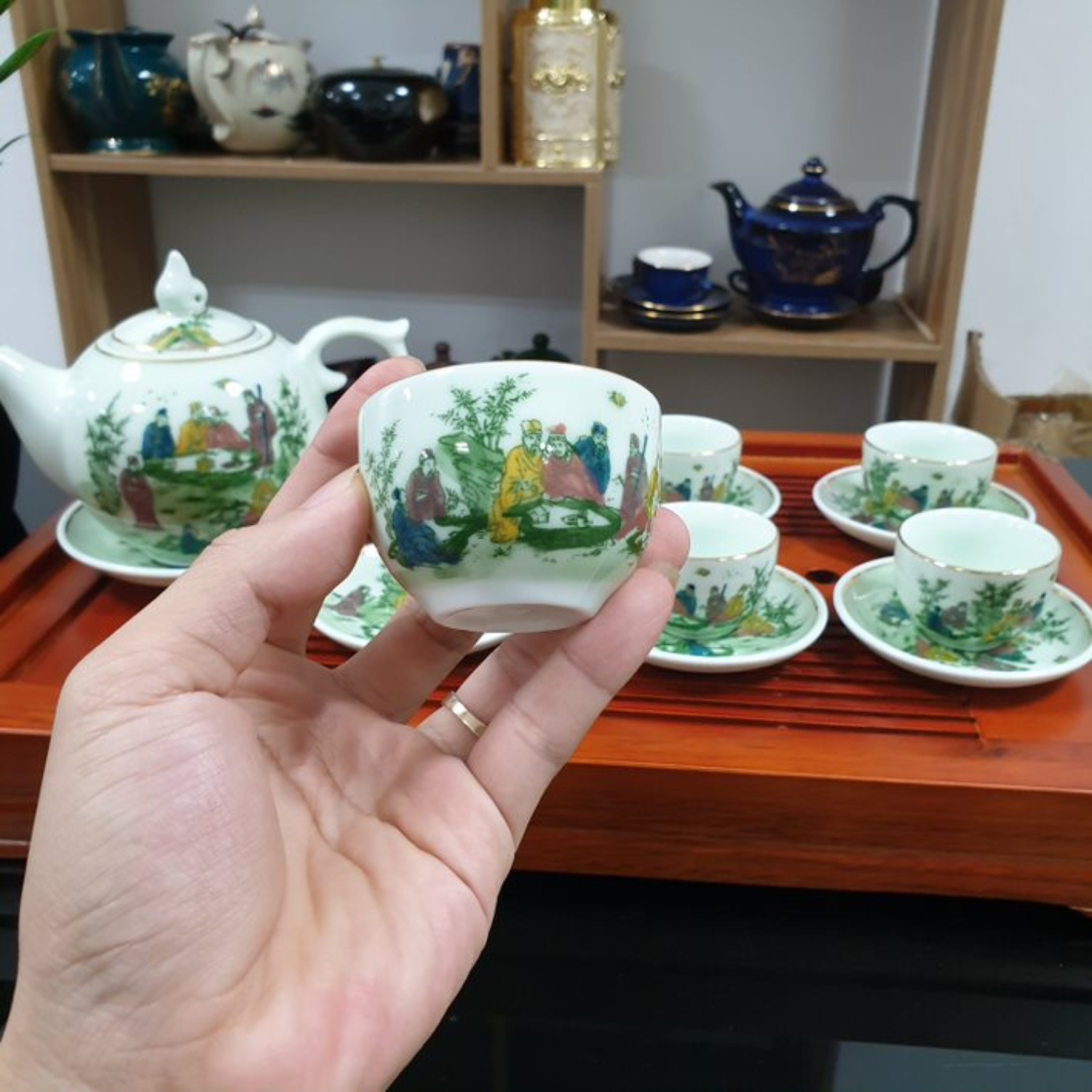 Bộ ấm chén uống trà cao cấp , bộ ấm trà Bát Tràng - ngọc tích tiên