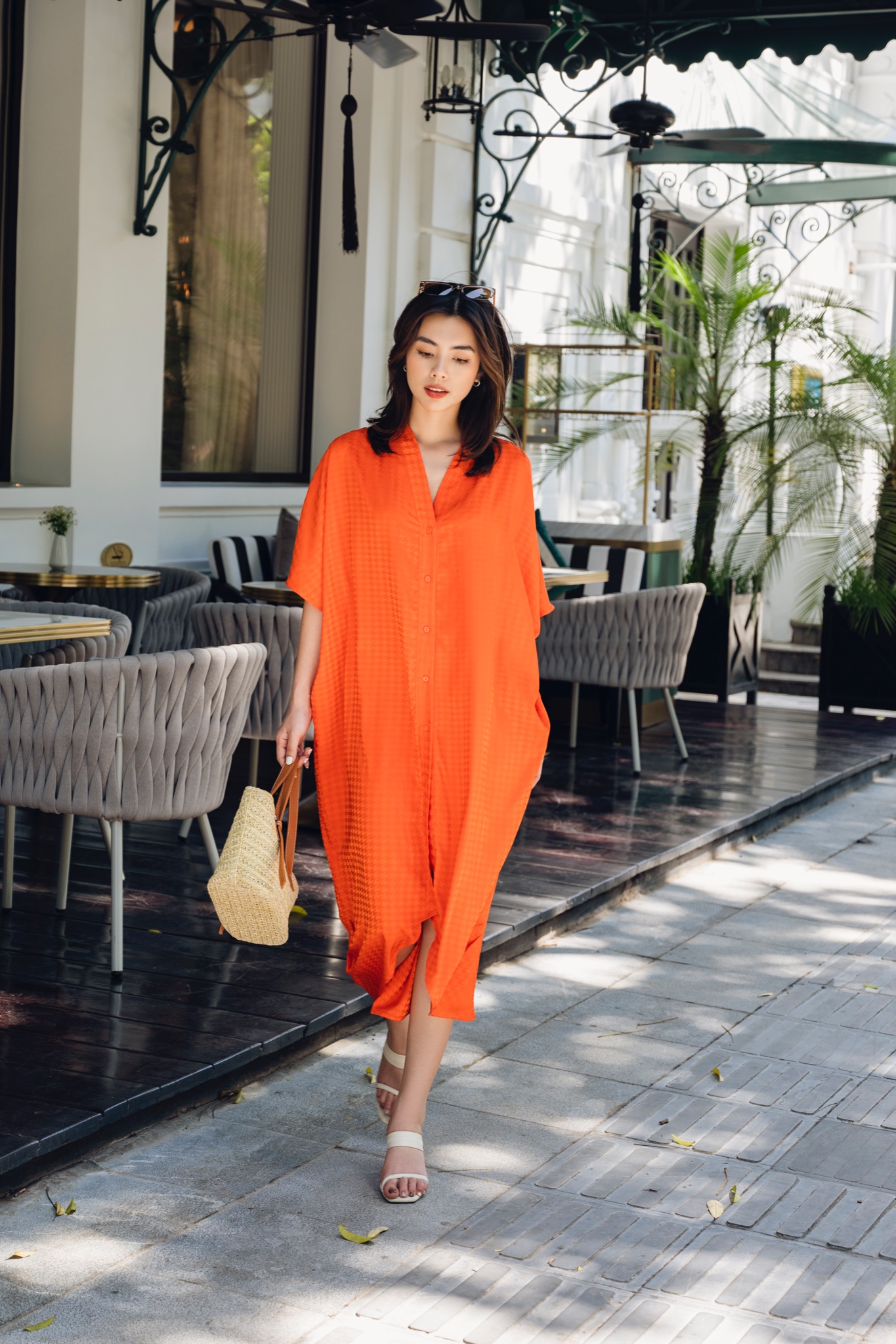 Áo choàng cánh dơi lụa ziczac cam