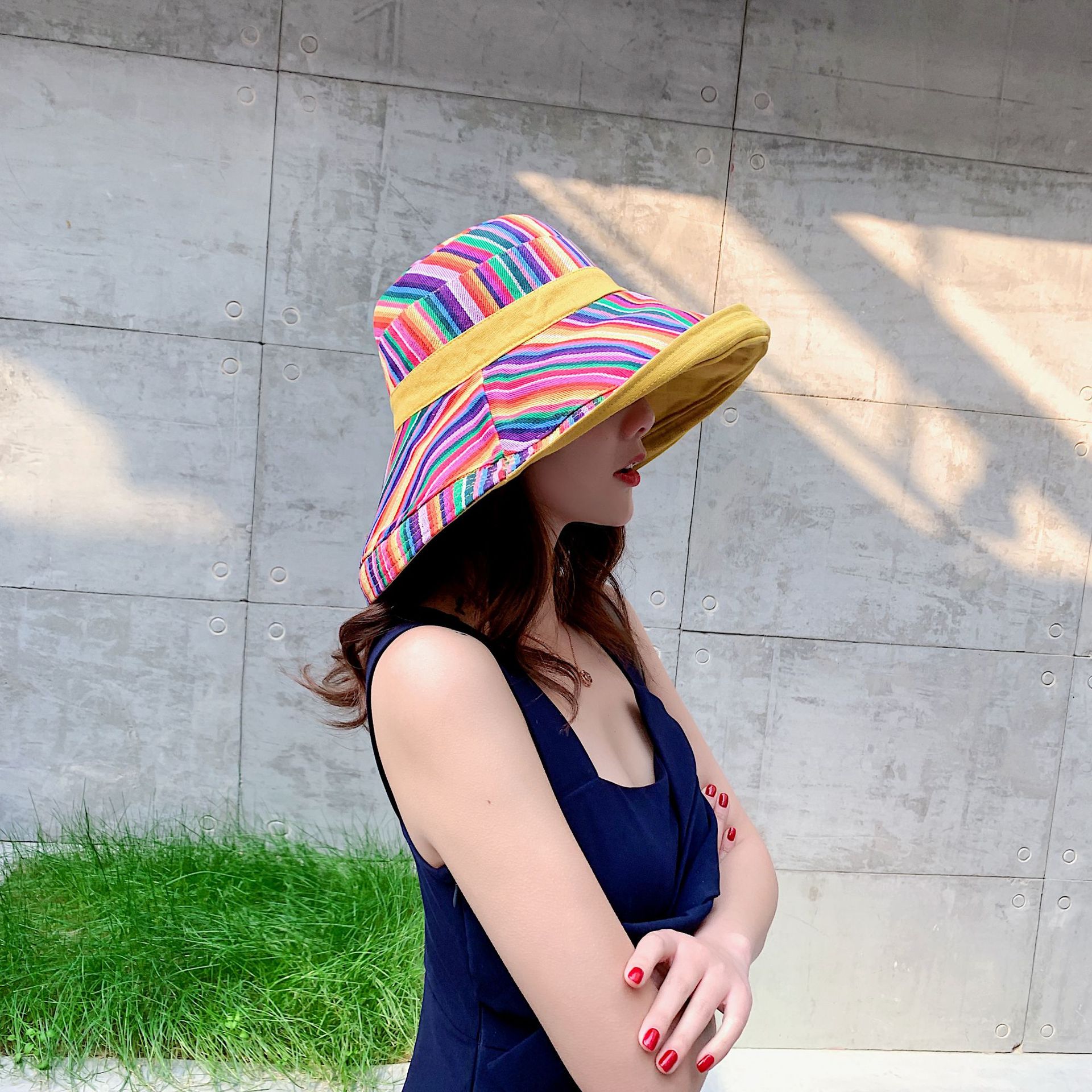 Nón Mũ nữ rộng vành gấp gọn đội 2 mặt chống nắng phối mầu thổ cẩm thời trang Hàn Quốc MRV01