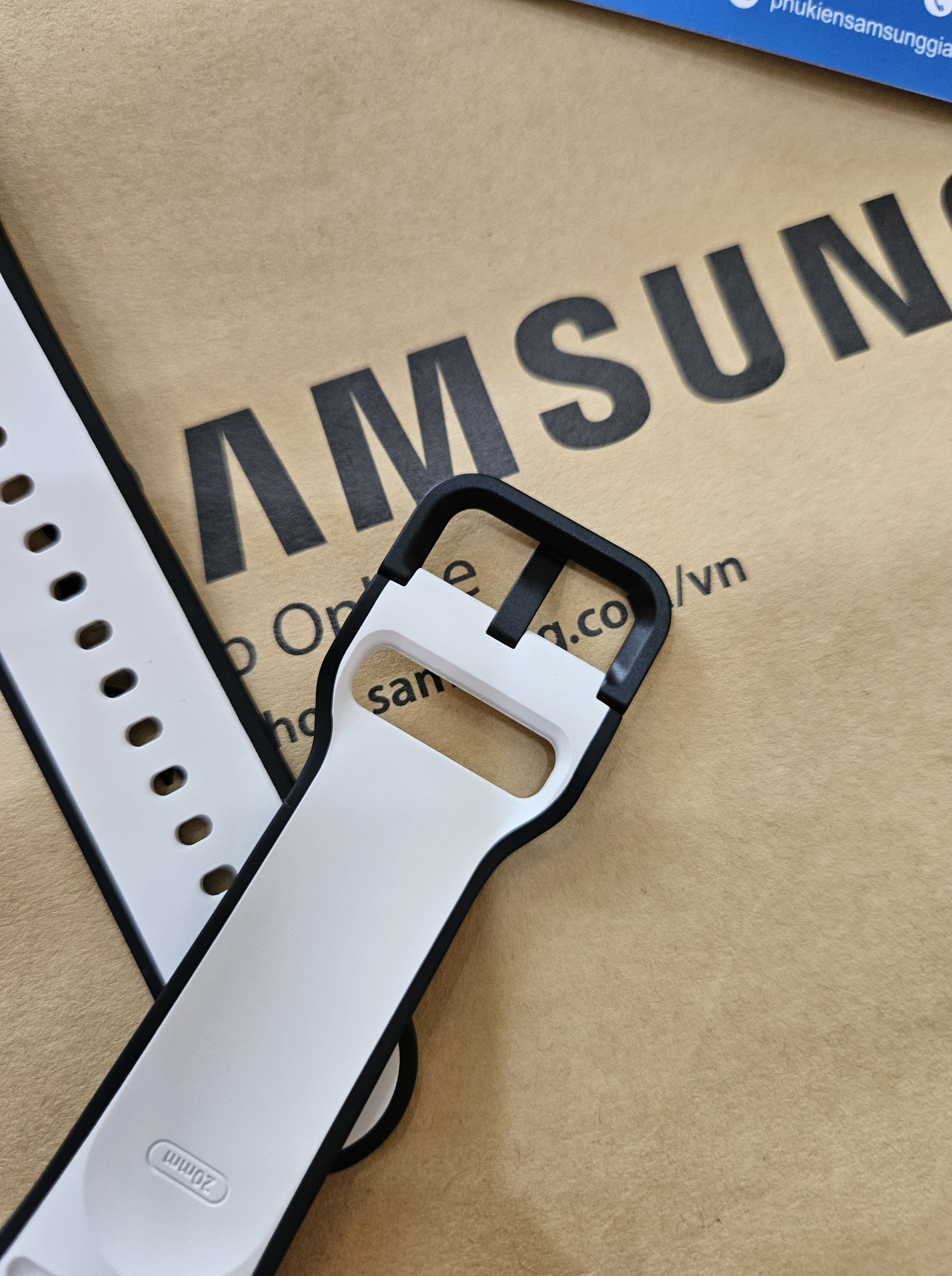 Dây đeo thể thao hai tông màu của samsung Galaxy Watch 5/watch 4/ Size 20mm- Hàng Chính hãng