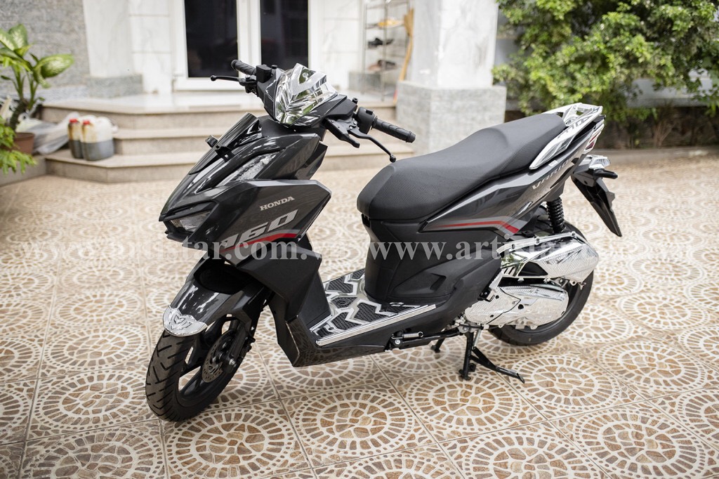 ỐP MÃO TRÊN DÙNG CHO ĐỜI XE VARIO 160cc - VARIO 2022 2023 CROM