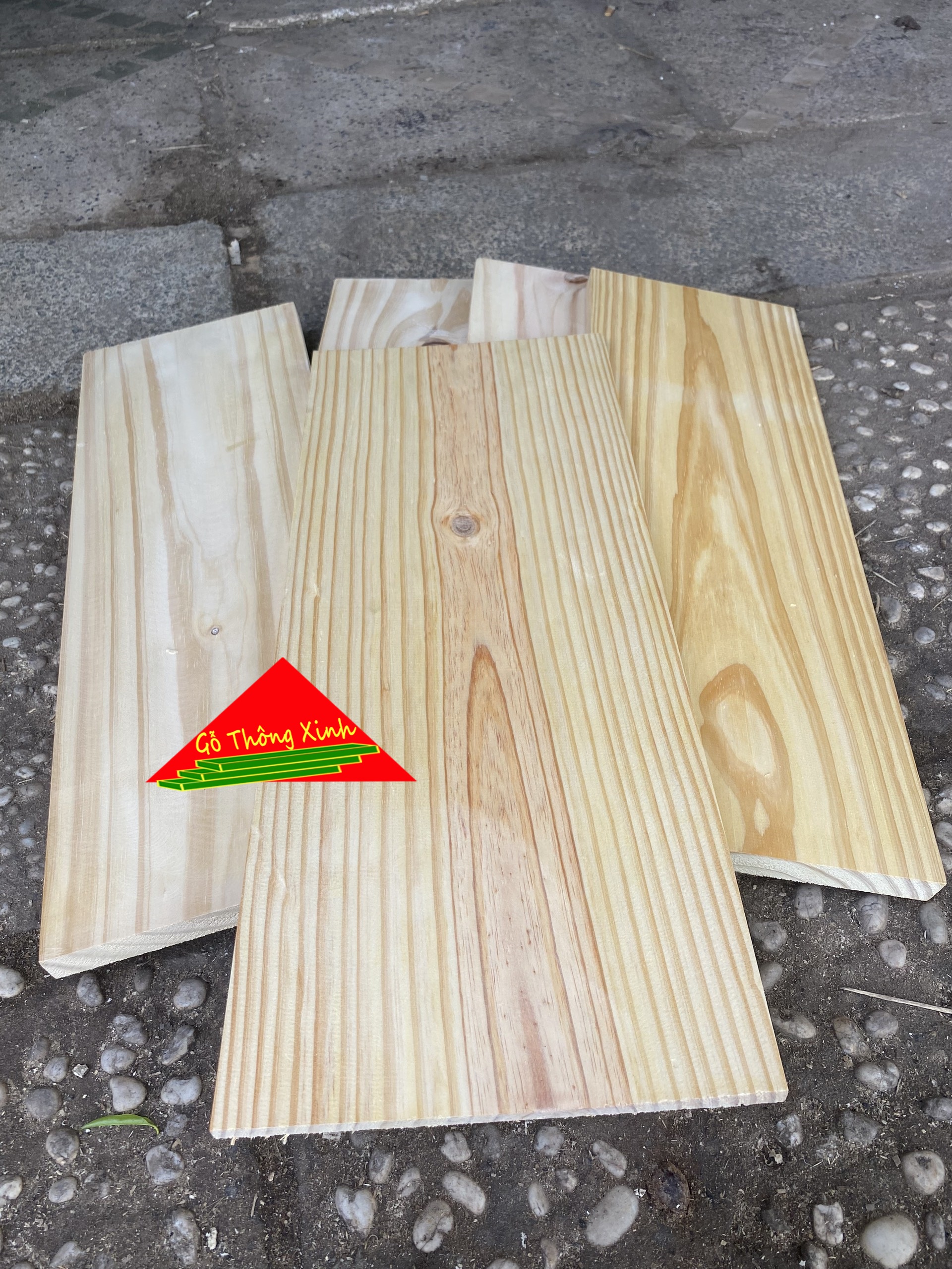 Tấm gỗ thông rộng 20cm, dài 60cm, dày 1cm đã bào láng đẹp 4 mặt thích hợp ốp tường, trang trí,làm loa bluetooth, DIY