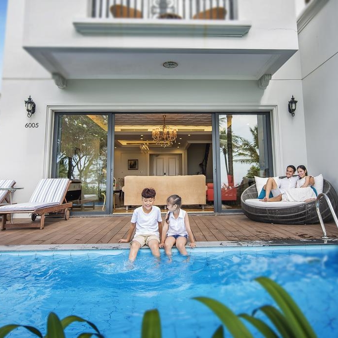 Trọn Gói 3N2Đ Cho 06 Người Tại Vinpearl Nha Trang, Villa 03 PN, 6 Bữa Buffet, Vui Chơi VinWonders