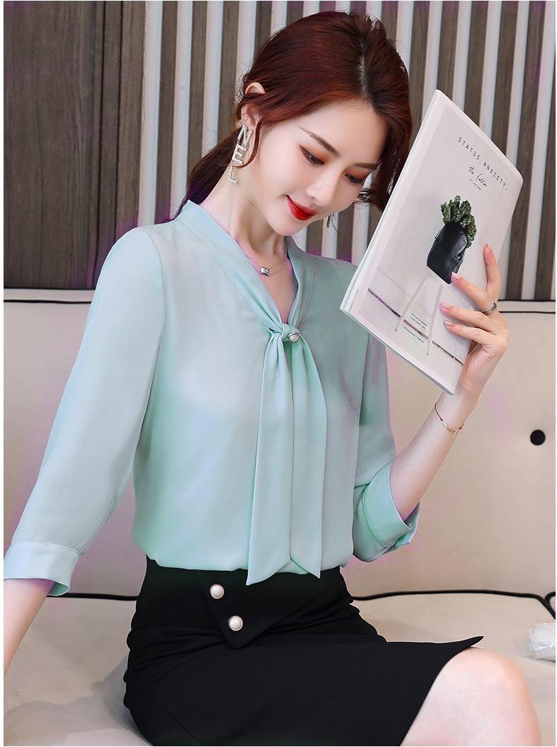 Áo sơ mi cổ phối nơ