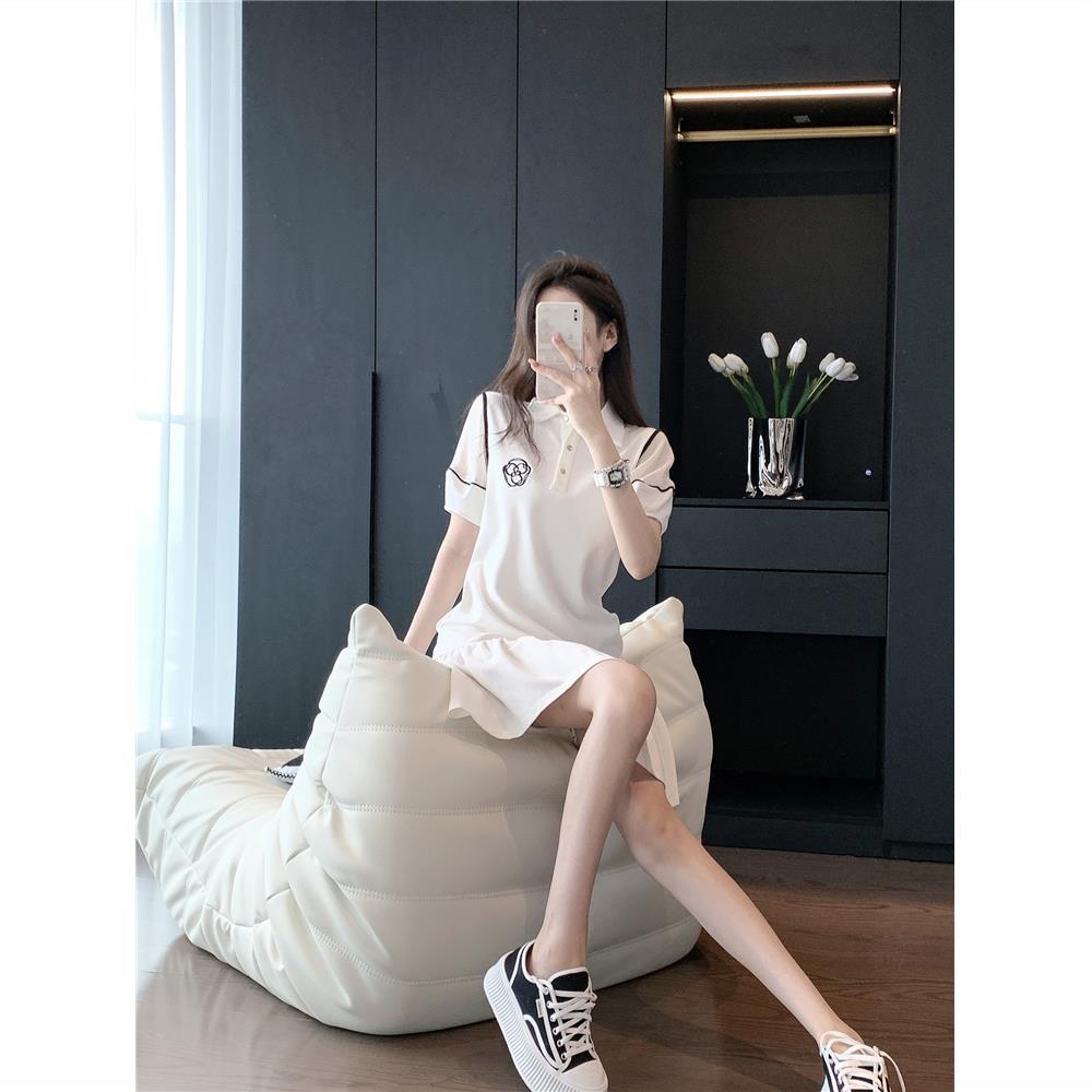 CHENGRUI Váy Polo trắng cho phụ nữ mùa hè 2023 Pháp cao cấp cảm giác lỏng lẻo giản dị hiển thị gầy bong bóng tay áo váy