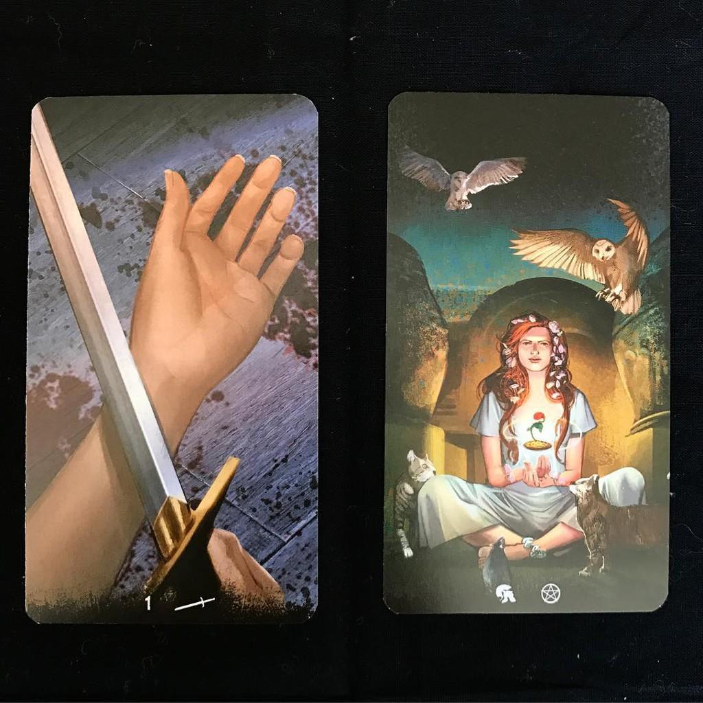 Bài Tarot Of Haunted House Tặng Đá Thanh Tẩy