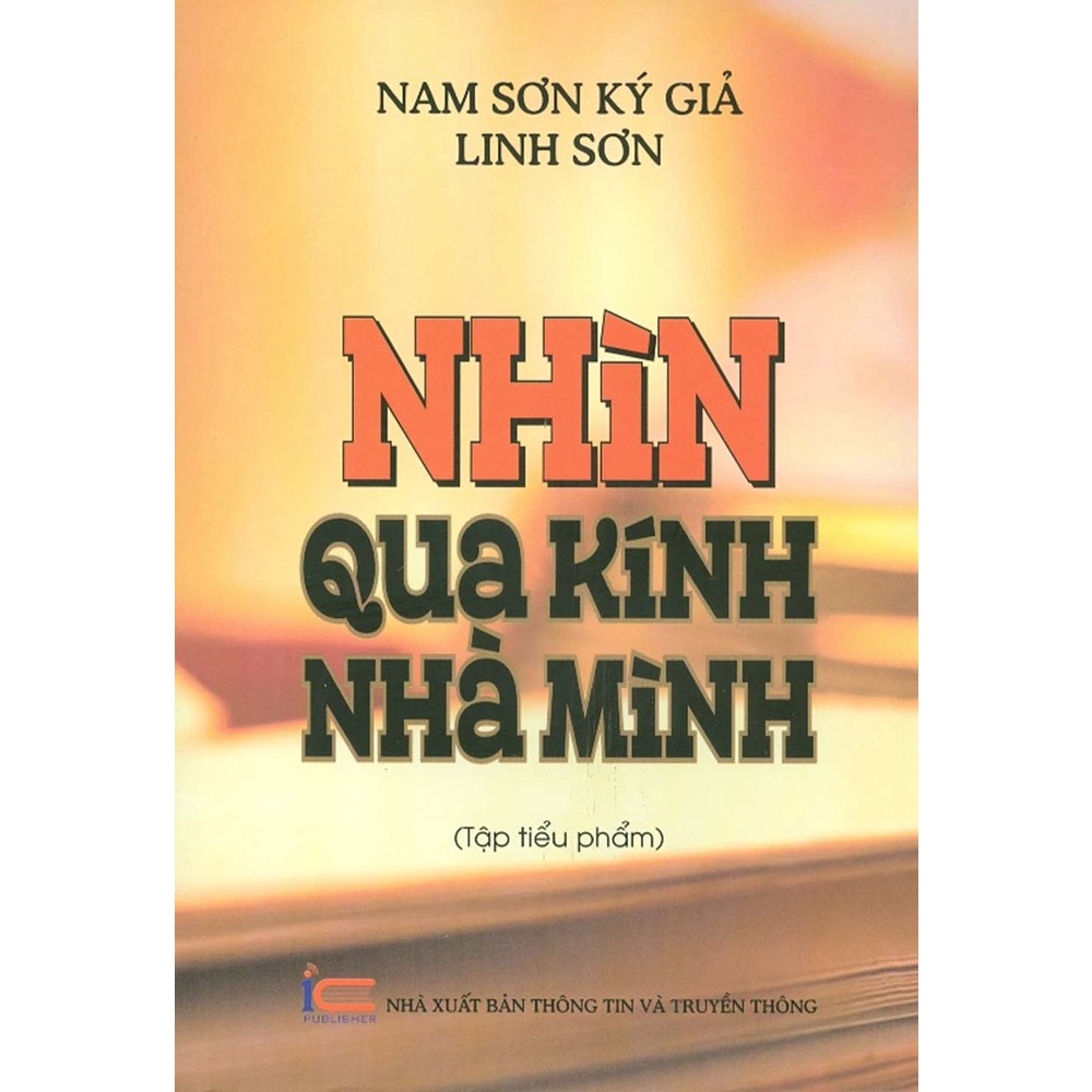 Sách - Nhìn Qua Kính Nhà Mình