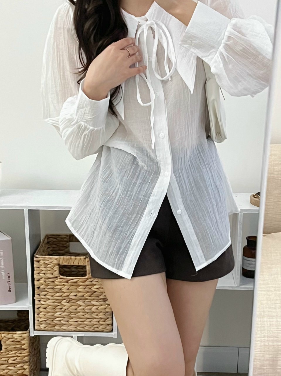 Áo sơ mi tơ cổ nhọn cột nơ tiểu thư nhiều màu