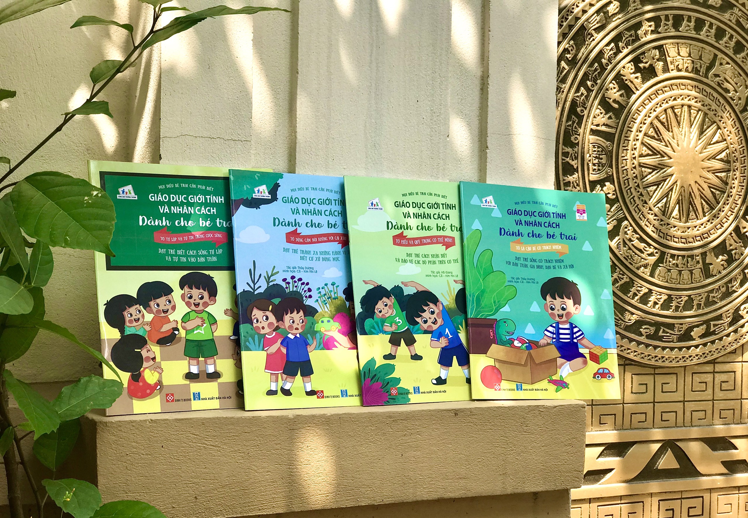 Combo - Giáo dục giới tính và nhân cách dành cho bé trai 4 tập