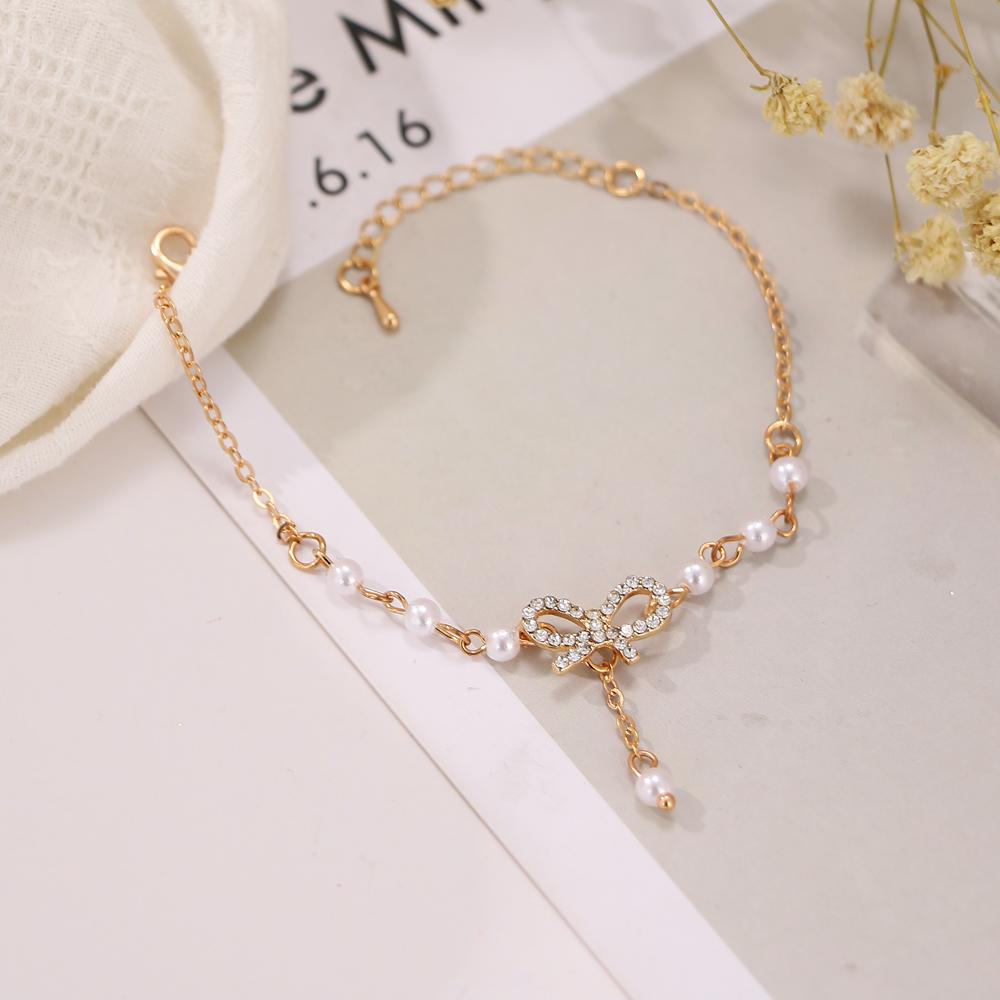 Vòng Đeo Tay Đính Ngọc Trai Xinh Xắn Dành Cho Nữ