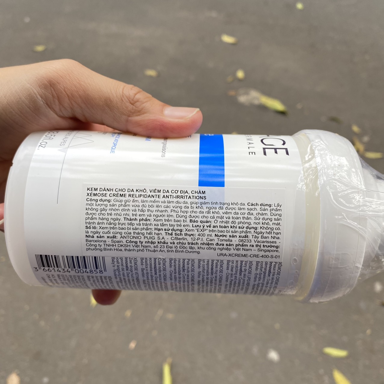 Kem làm giảm khô, da cơ địa, chàm Uriage Xemose Creme Relipidante Anti Irritations 400ml