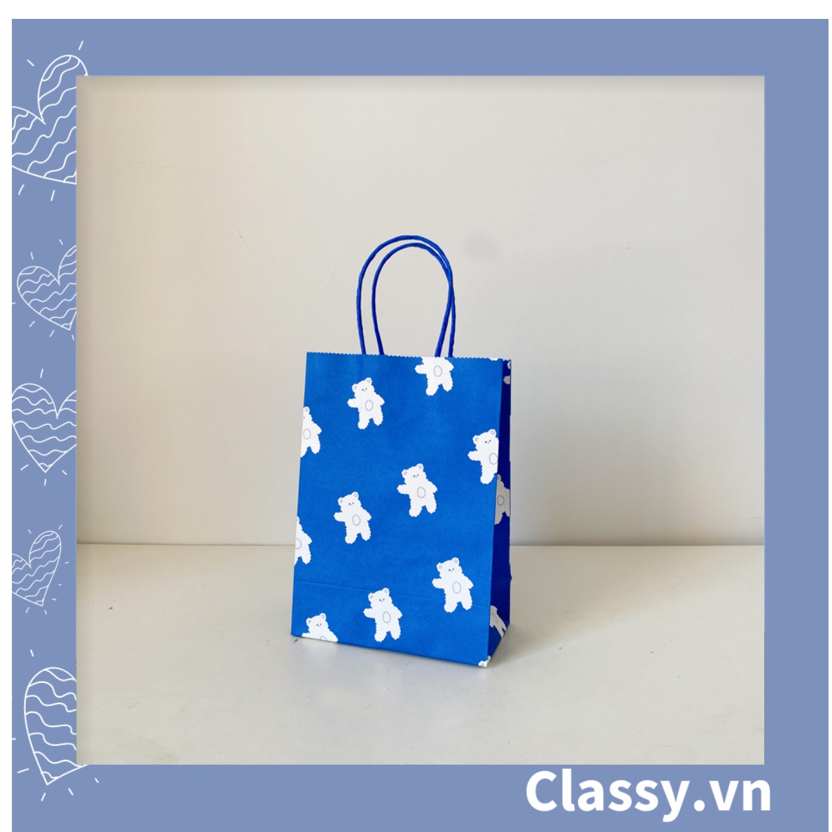 Túi giấy Classy quai xách Classy chú gấu màu xanh dương Q1350