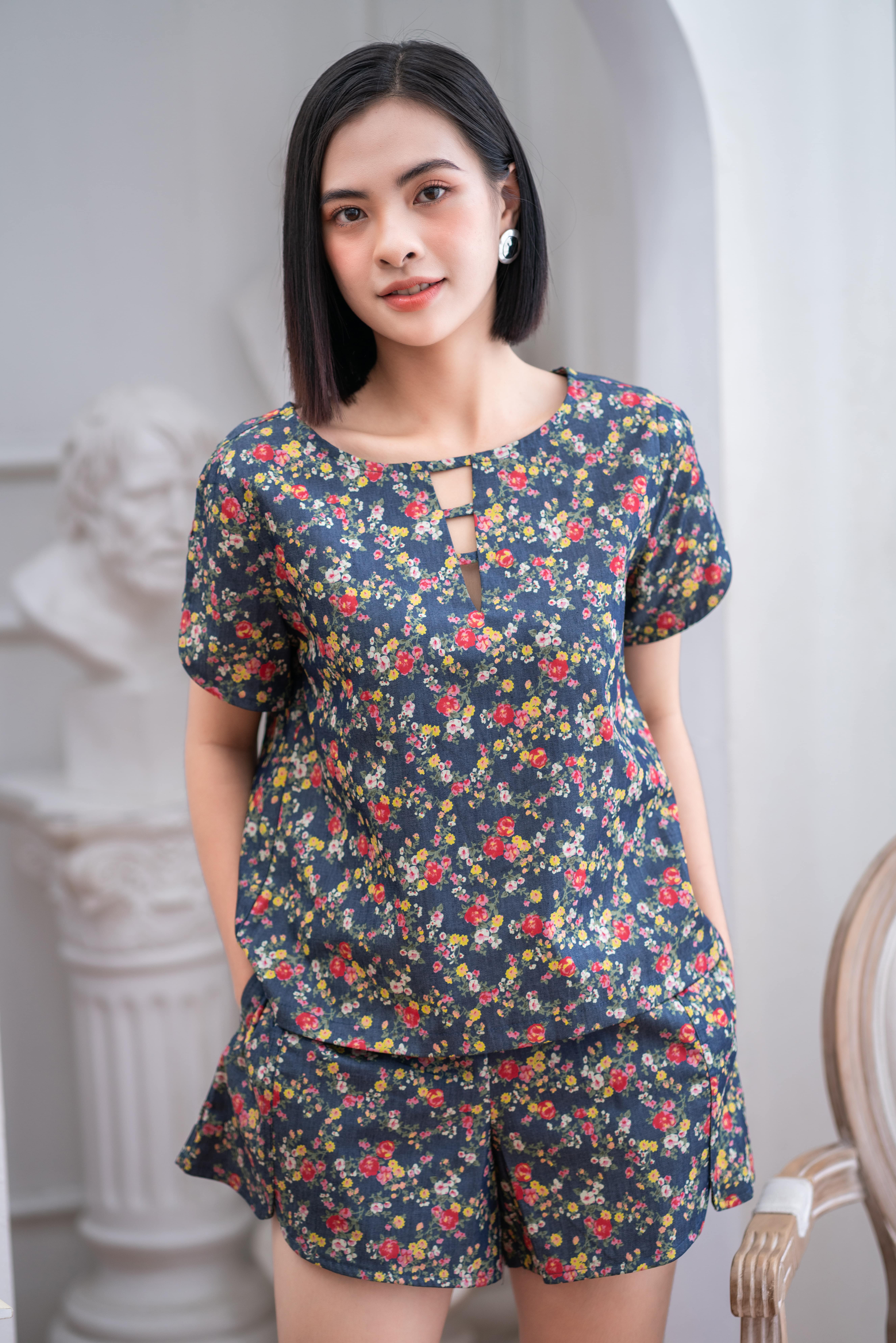 Đồ bộ đùi có tay đan dây nhiều hoa